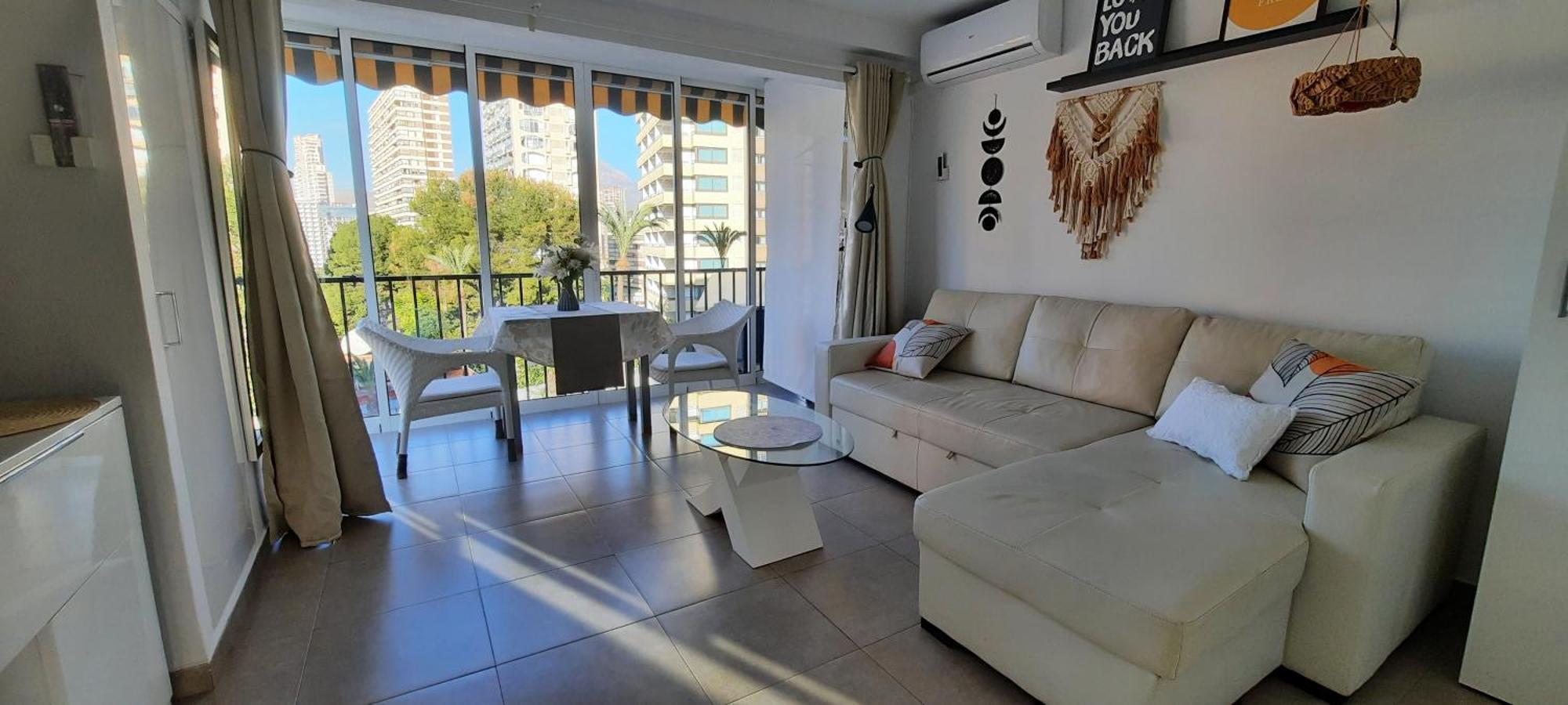 Happy Loix Wifi Aa Garage Piscina Benidorm Luaran gambar